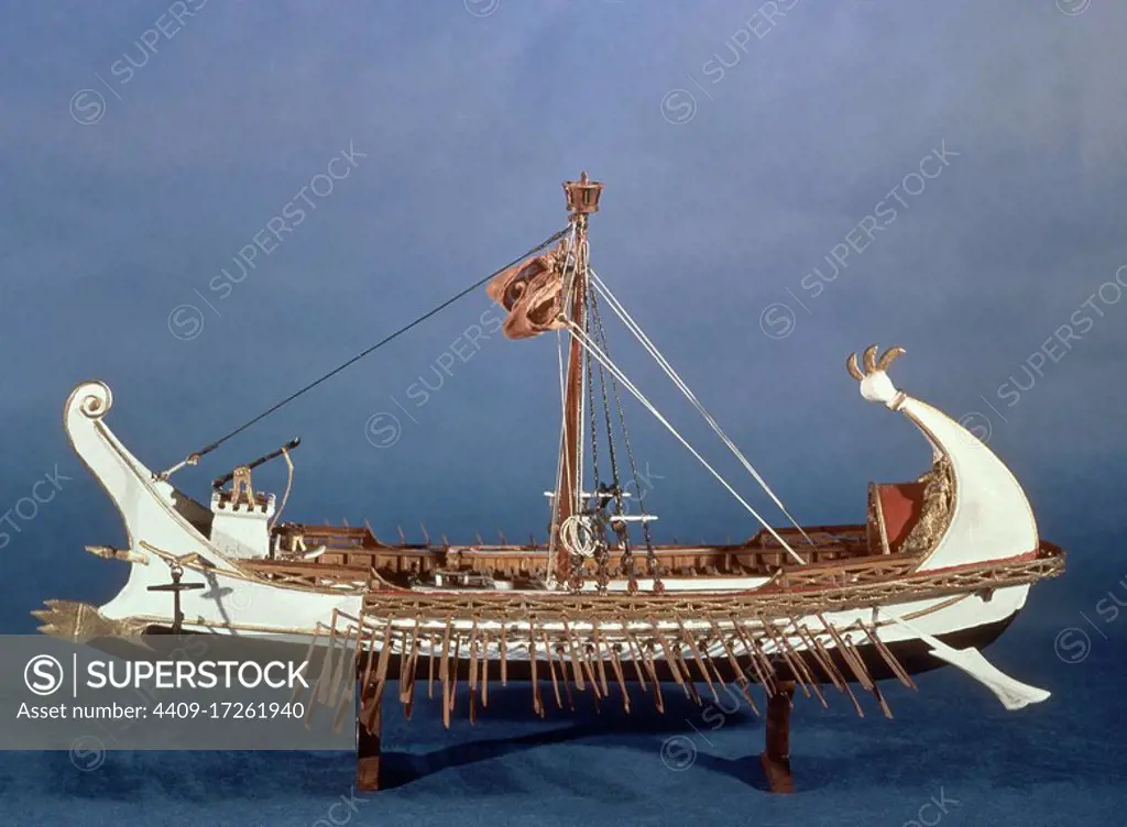 MODELO DE UNA TRIRREME ROMANA. Location: MUSEO NAVAL. LISBOA. PORTUGAL.