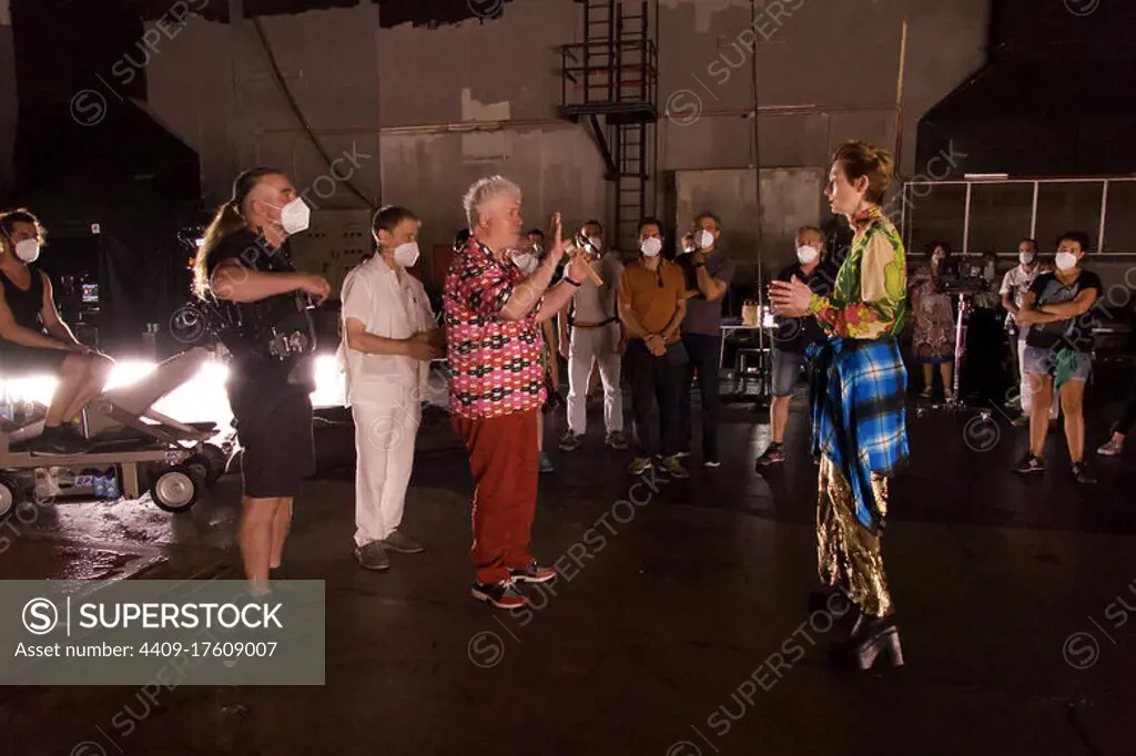 PEDRO ALMODOVAR and TILDA SWINTON in THE HUMAN VOICE (2020) -Original title: LA VOZ HUMANA-, directed by PEDRO ALMODOVAR.