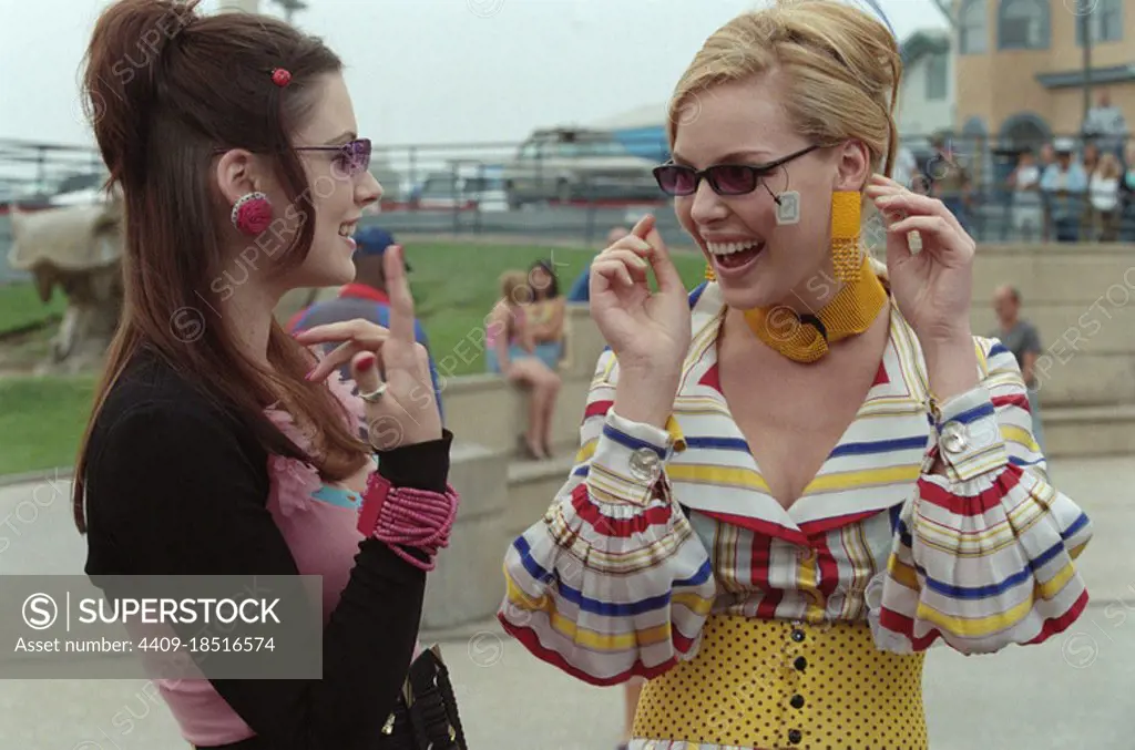 KATHERINE HEIGL and ALEXANDRA BRECKENRIDGE in ROMY AND MICHELE: IN THE BEGINNING (2005), directed by ROBIN SCHIFF.