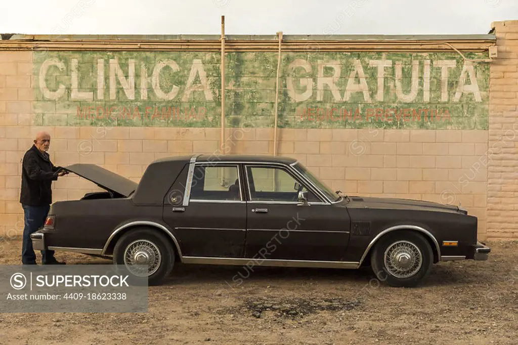 JONATHAN BANKS in BETTER CALL SAUL (2015), directed by VINCE GILLIGAN.