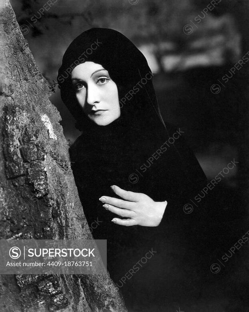 Gloria Holden In Draculas Daughter 1936 Directed By Lambert Hillyer