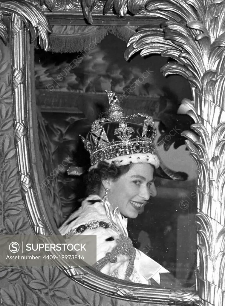 QUEEN ELIZABETH II in ELIZABETH (2022) -Original title: ELIZABETH: A PORTRAIT IN PARTS-, directed by ROGER MICHELL.