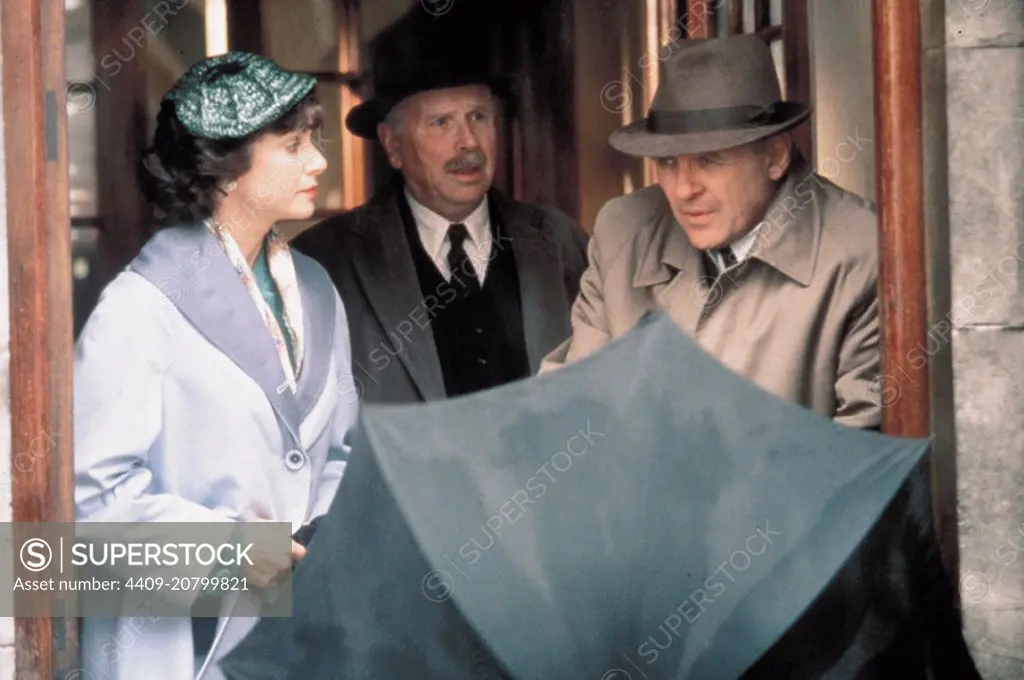 ANTHONY HOPKINS, DEBRA WINGER and EDWARD HARDWICKE in SHADOWLANDS (1993), directed by RICHARD ATTENBOROUGH.