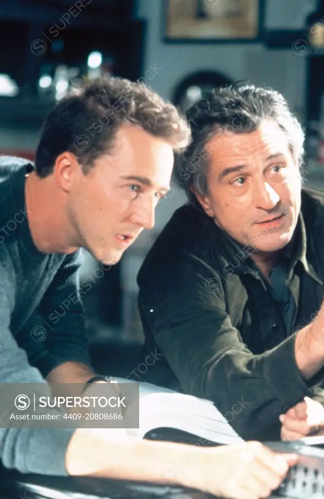 ROBERT DE NIRO and EDWARD NORTON in THE SCORE (2001), directed by FRANK OZ.