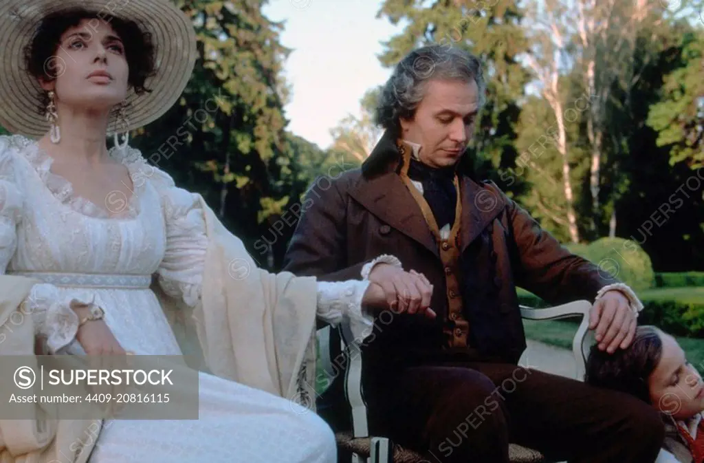 GARY OLDMAN and ISABELLA ROSSELLINI in IMMORTAL BELOVED (1994), directed by BERNARD ROSE.