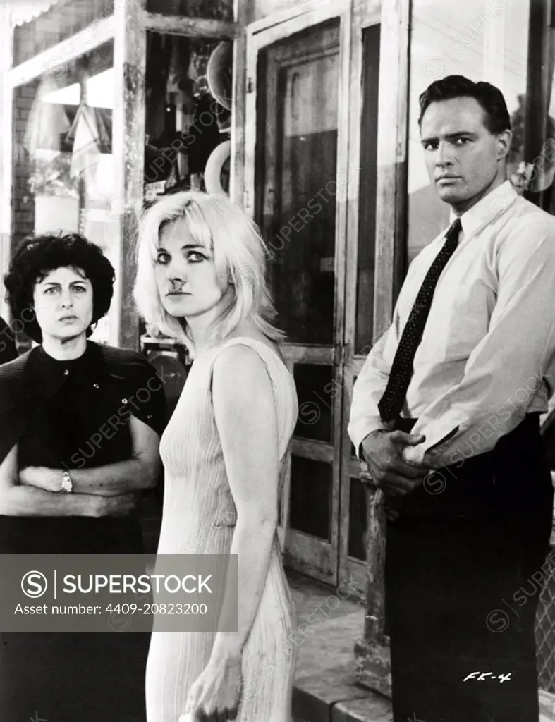 JOANNE WOODWARD, MARLON BRANDO and ANNA MAGNANI in THE FUGITIVE KIND (1959), directed by SIDNEY LUMET.