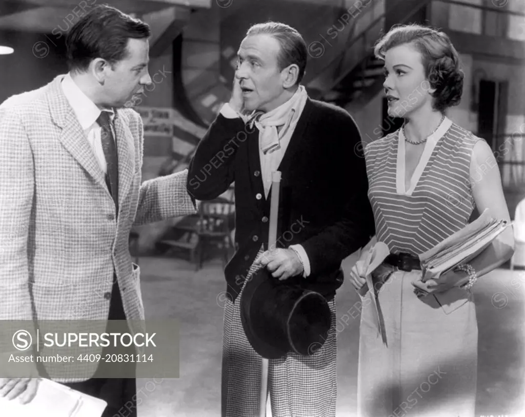 OSCAR LEVANT, FRED ASTAIRE and NANETTE FABRAY in THE BAND WAGON (1953), directed by VINCENTE MINNELLI.