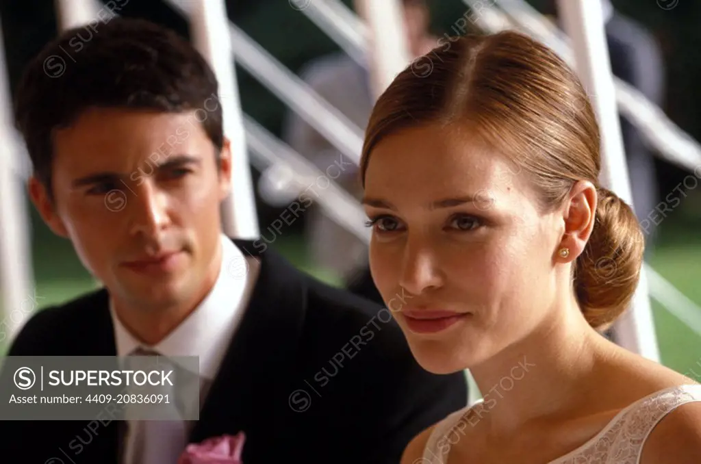 PIPER PERABO and MATTHEW GOODE in IMAGINE ME & YOU (2005), directed by OL PARKER.