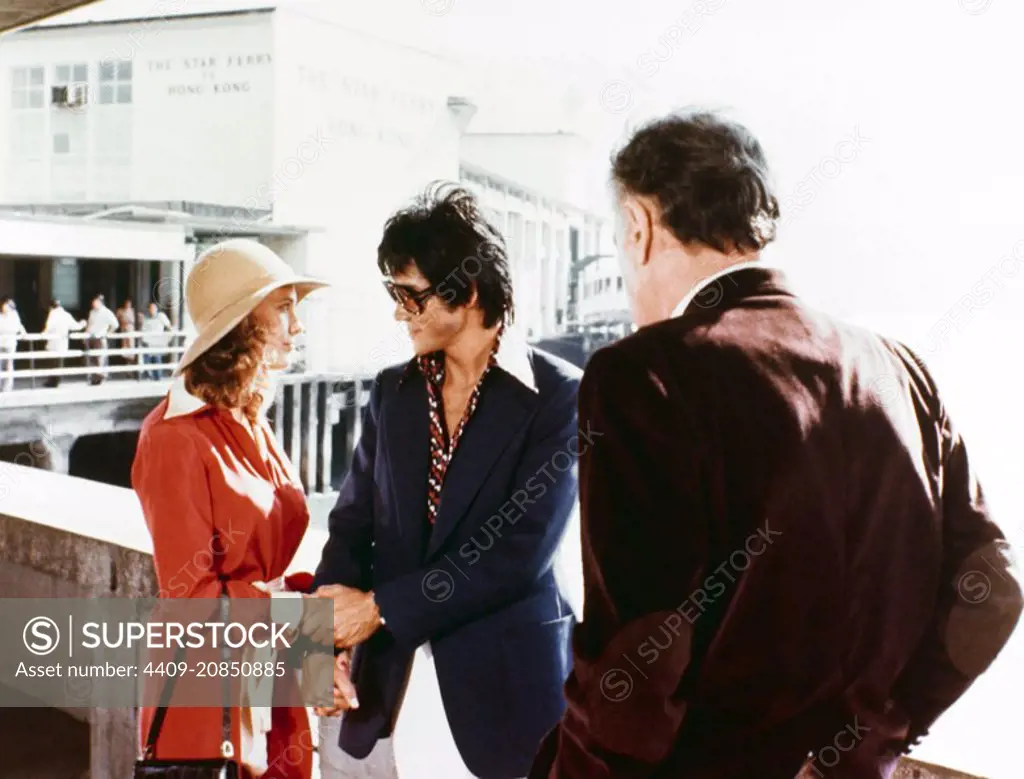 COLLEEN CAMP and BRUCE LEE in GAME OF DEATH (1978). - SuperStock