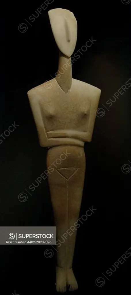 Cycladic Culture. Female figurine of the Dokathismata variety. Early Cycladic II. Syros Phase. 2800 BC-2300 BC. Marble. Early Bronze Age. Creator: Ashmolean Master. Dimensions: h: 39,1 cm. Museum of Cycladic Art. Athens, Greece.