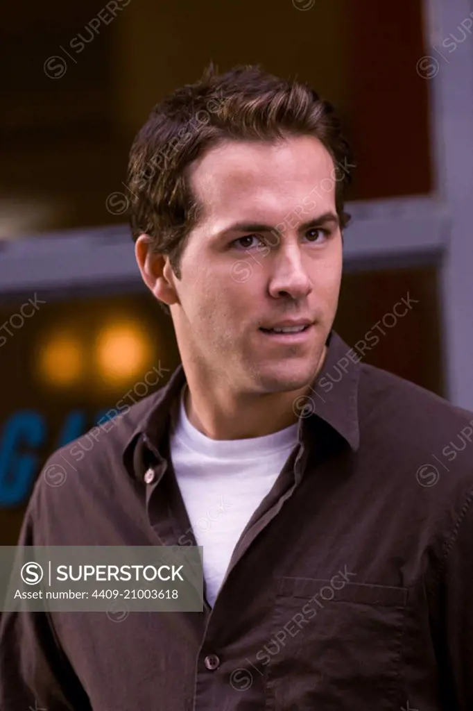 RYAN REYNOLDS in DEFINITELY, MAYBE (2008), directed by ADAM BROOKS.