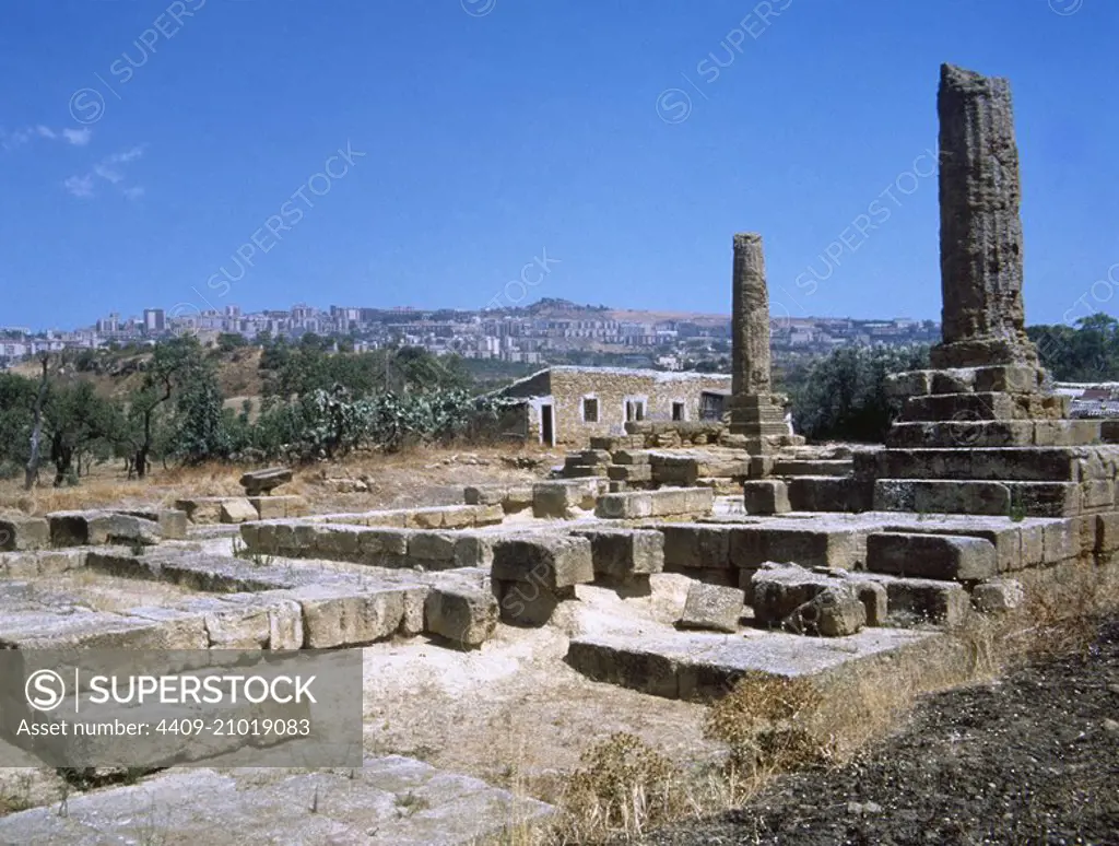 Italy. Sicily. Agrigento. Valley of the Temples. Temple of Vulcan. Doric style. 5th century BC. UNESCO World Heritage Site.