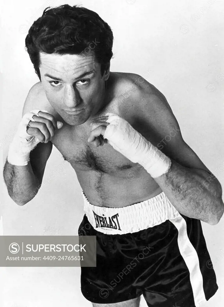 ROBERT DE NIRO in RAGING BULL (1980), directed by MARTIN SCORSESE.