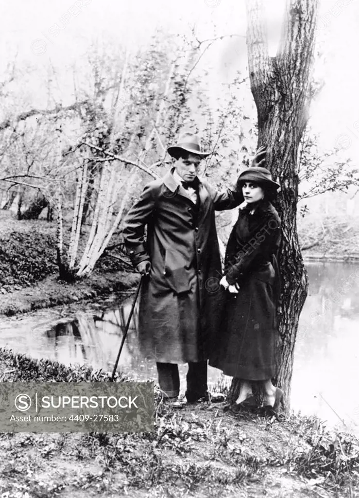 Vladimir Mayakovsky and Lilya Brik. VLADIMIR VLADIMIROVICH MAIAKOWSKI. LILA BRIK.