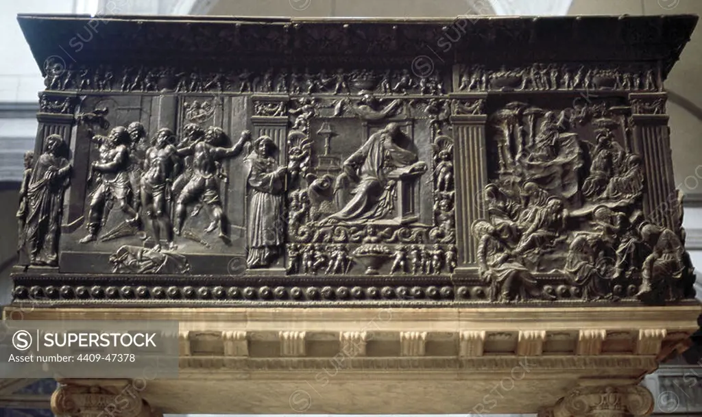 Donatello (1386-1466). Renaissance italian sculptor. Reliefs for the bronze pulpits in the church of San Lorenzo, with help from students Bartolomeo Bellano and Bertoldo di Giovanni. The Pulpit of the Passion: left, The flagellation. Center, St. John the Evangelist. Right, The prayer in the Garden. (1463-66). Florence. Italy.