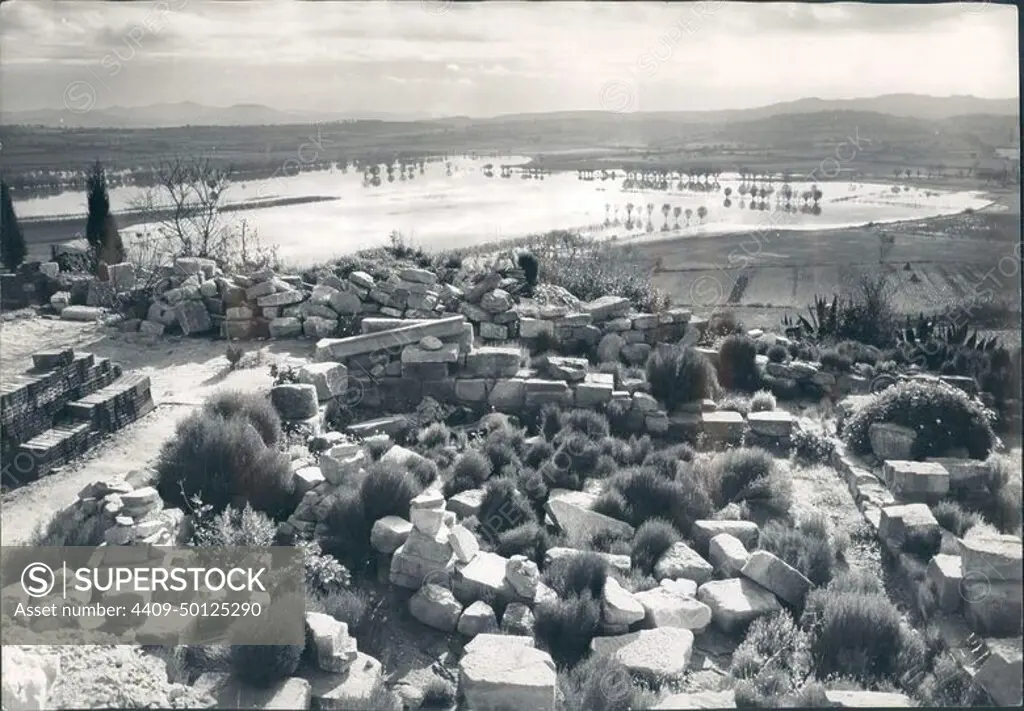 12/31/1959. View of the lower Ampurdan.