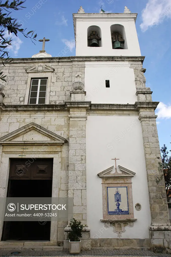 Portugal. Santarem. Church of St. Stephen or Sanctuary of the Eucharistic Miracle (Igreja do Santíssimo Milagre). Architectural detail of the facade.