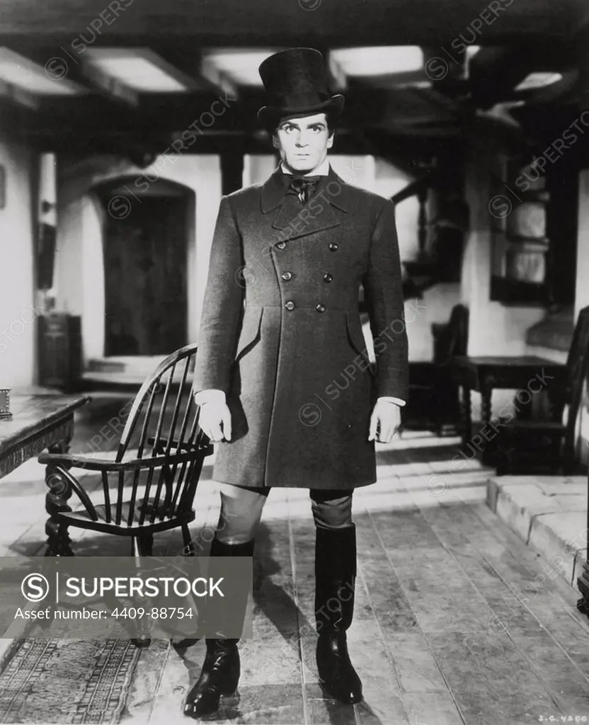 LAURENCE OLIVIER in WUTHERING HEIGHTS (1939), directed by WILLIAM WYLER.