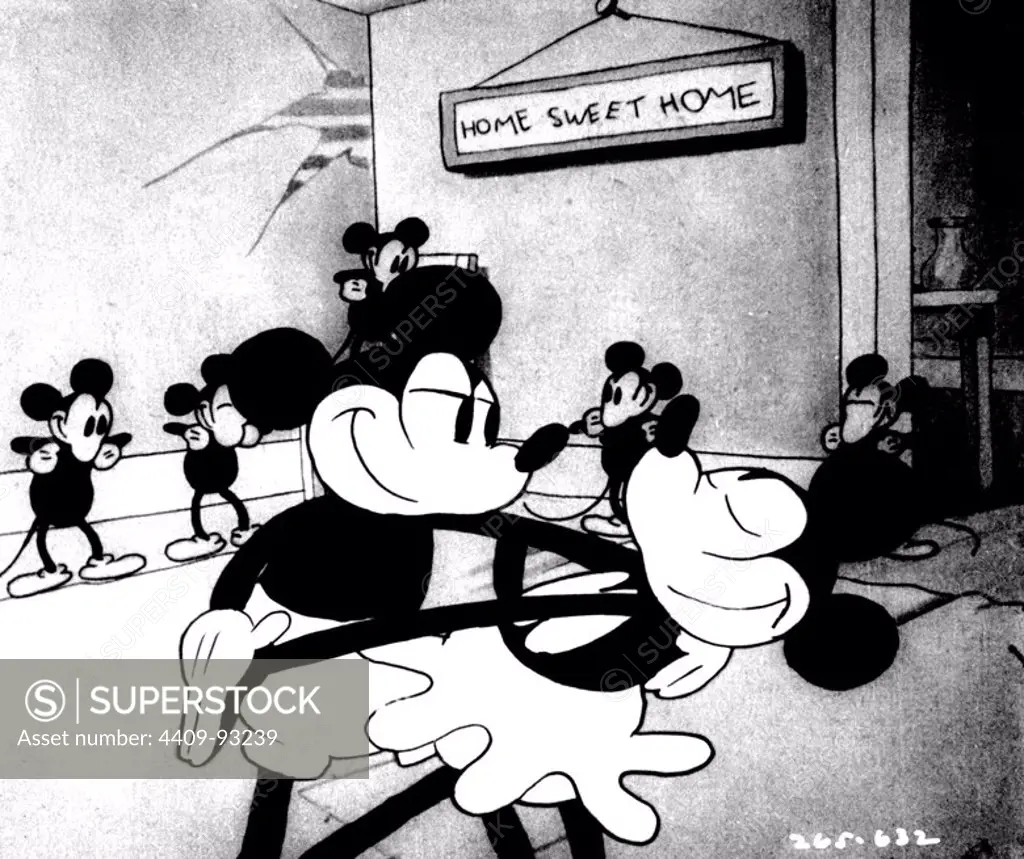 MISC: MICKEY MOUSE. Mickey Mouse dancing.