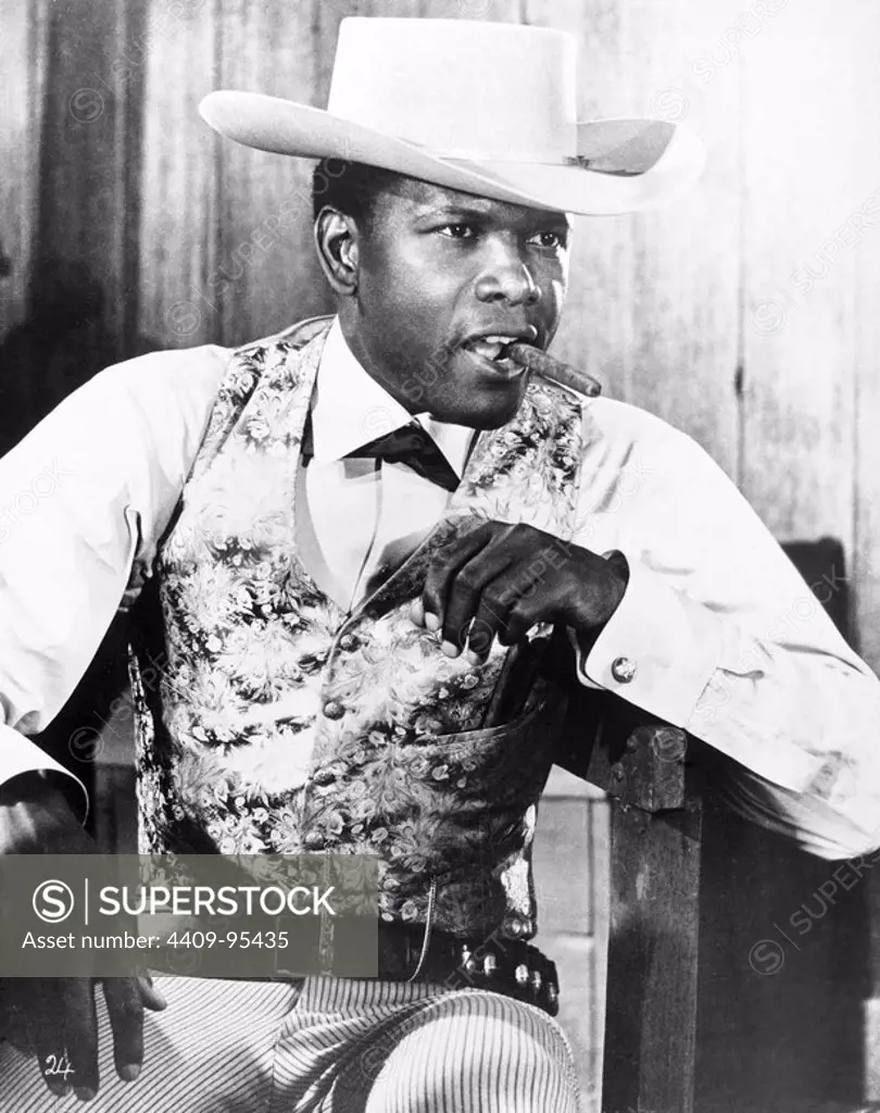 SIDNEY POITIER in DUEL AT DIABLO (1966), directed by RALPH NELSON.