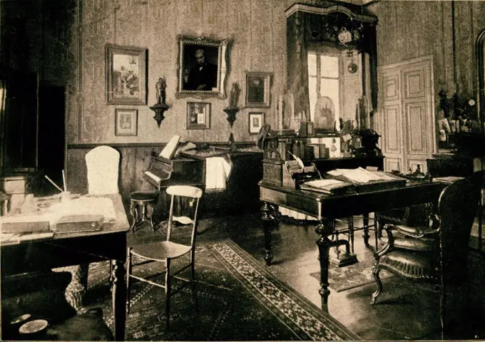 E- SALA DE LECTURA Y ESTUDIO DE GIUSEPPE VERDI EN LA VILLA DE SANTA AGATA.