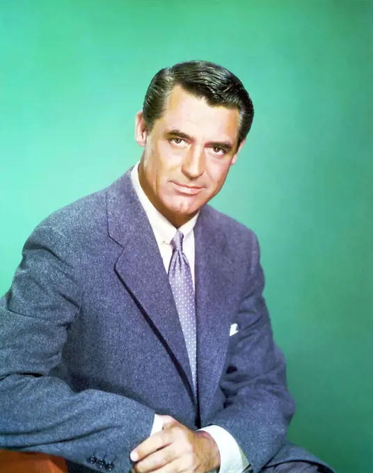 CARY GRANT.