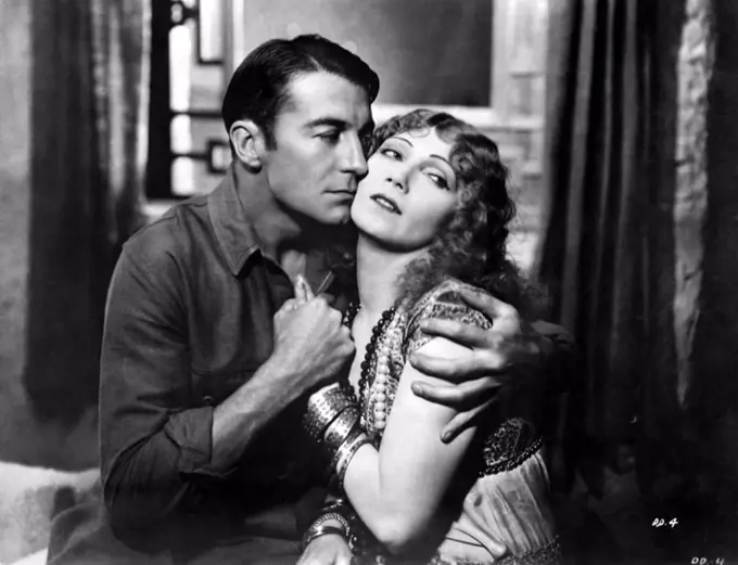 CLIVE BROOK and GILDA GRAY in THE DEVIL DANCER (1927), directed by FRED NIBLO.