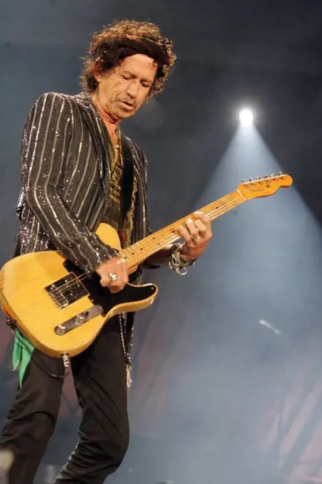 The Rolling Stones en directo durante la gira 'A bigger band'. celebrado en Barcelona, el 21 de junio de 2007. ROLLING STONES. CLIFF RICHARDS.