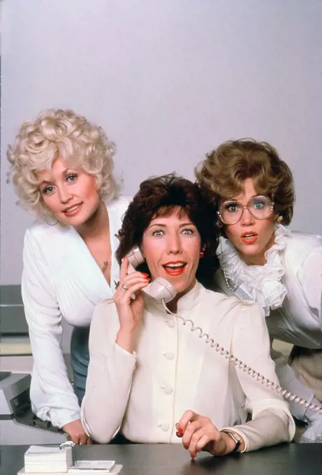 JANE FONDA, DOLLY PARTON and LILY TOMLIN in NINE TO FIVE (1980), directed by COLIN HIGGINS.