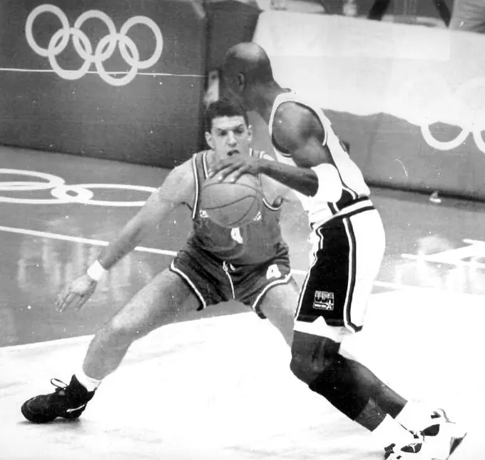 08/07/1992. Barcelona...9..8..92...Olympic Games Barcelona 92...United States Croatia basketball match.