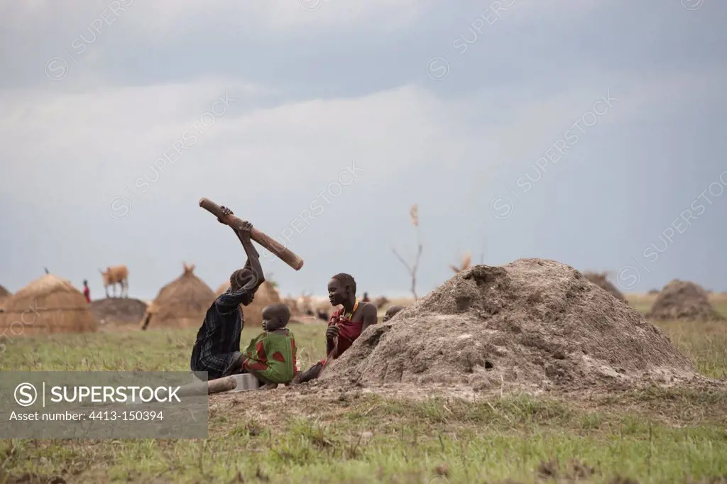 Nuer Cattle Camp in the Tioch Southern Sudan