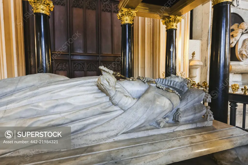 England, London, Westminter, Westminster Abbey, The Tomb of Elizabeth the First and Mary the First