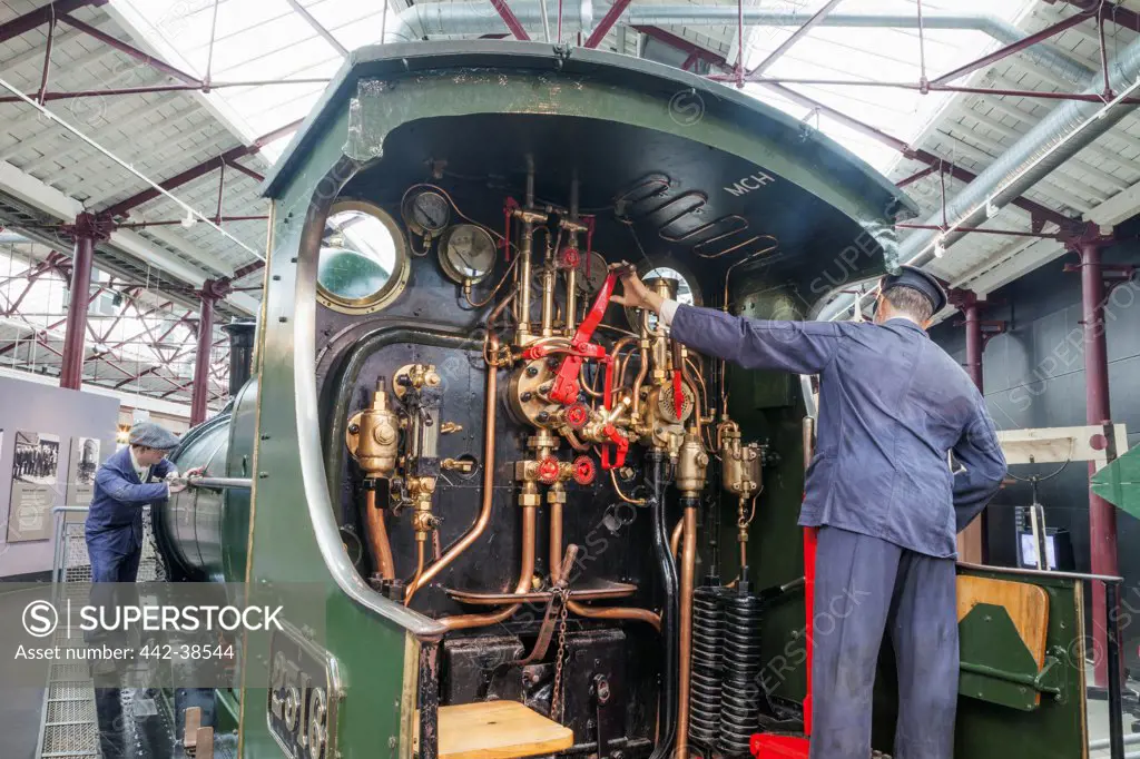 UK, England, Wiltshire, Swindon, Great Western Railway Museum, Steam Train Footplate