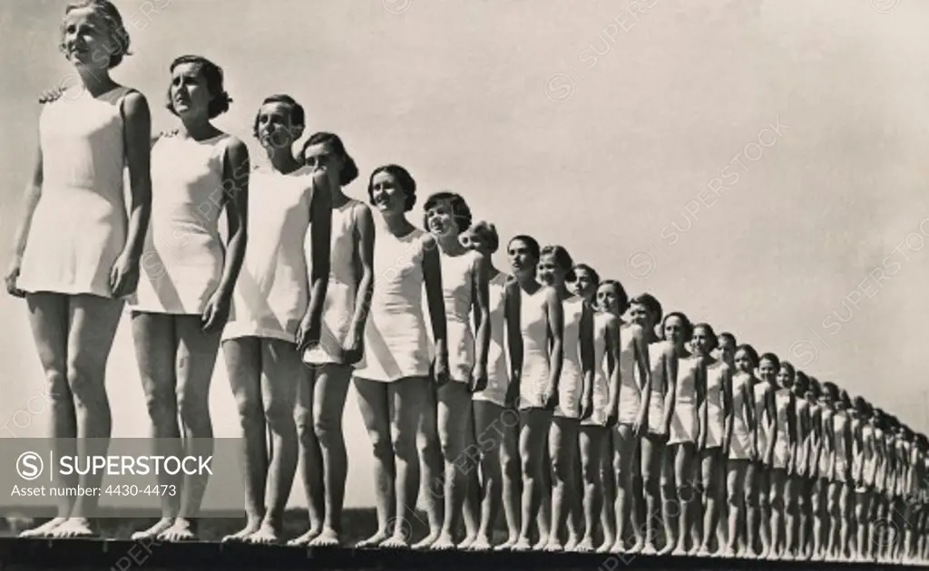 sport gymnastics women in a row Germany 1930s 30s 20th century,