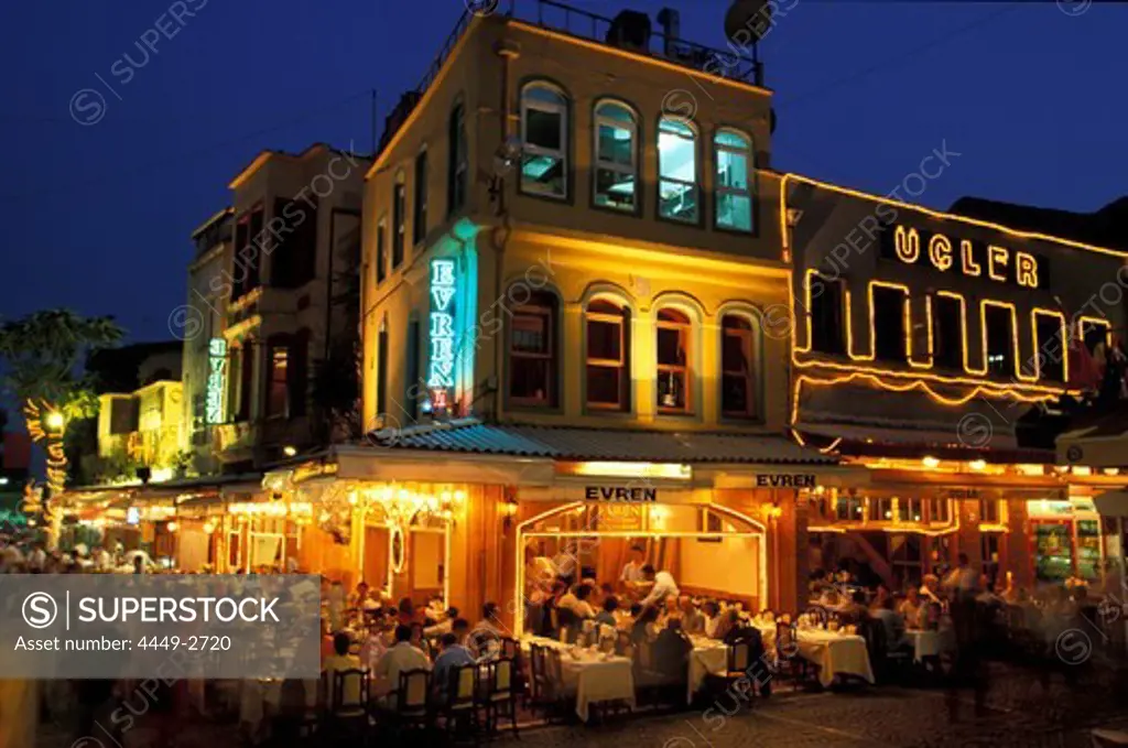 Fish restaurants in the evening, Kumkapi, Istanbul, Turkey