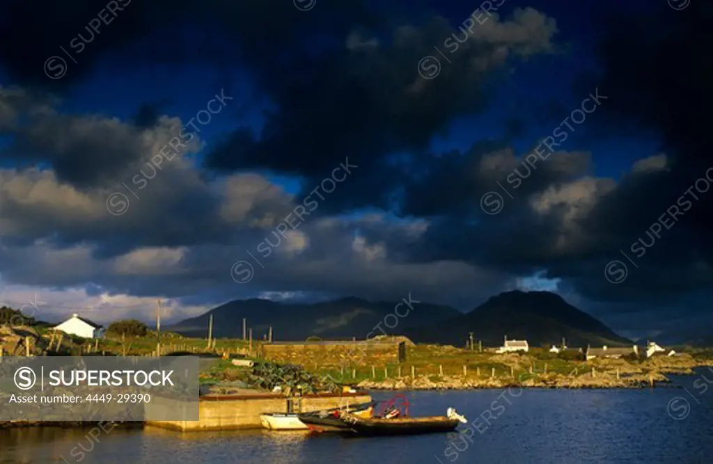 Ballynakill Harbour, Connemara, Co. Galway, Ireland, Europe