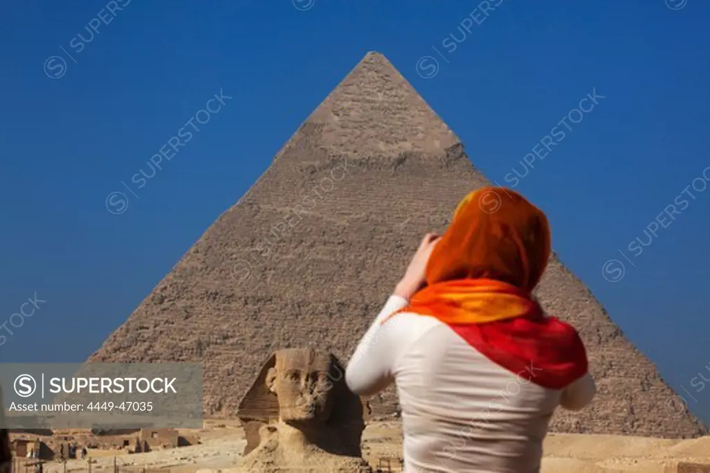 Sphinx and the pyramid of Khafre, Giza, Cairo, Egypt, Africa