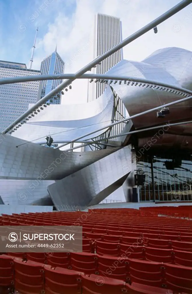 Jay Pritzker Pavillon of Frank Gehry at Millenium Park; Chicago, Illinois, USA