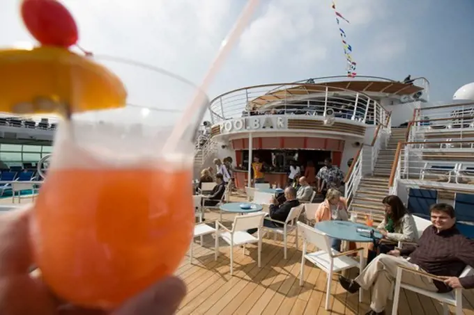 Planters Punch at Pool Bar on Deck 11, Freedom of the Seas Cruise Ship, Royal Caribbean International Cruise Line