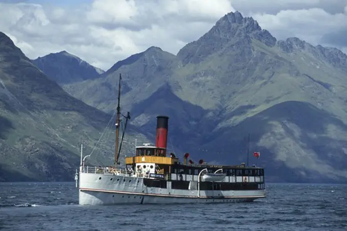 TSS Earnslaw Steamer on Lake Wakatipu, Near Queenstown, South Island, New Zealand