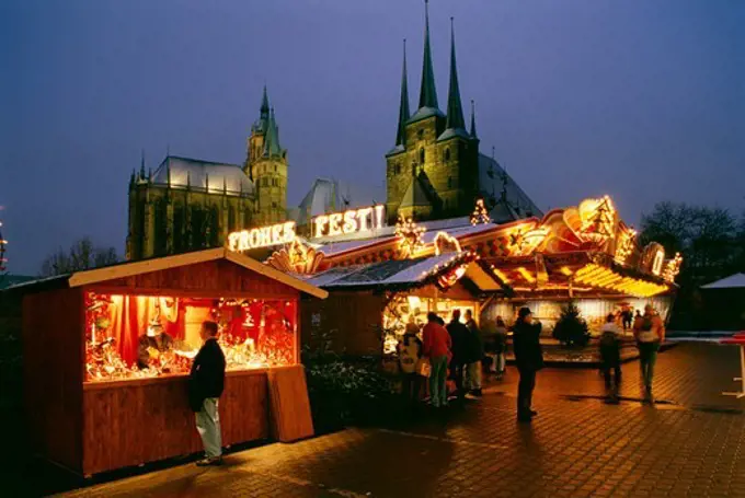 Christmas market on the Domplatz, Erfurt, Thueringia, Germany