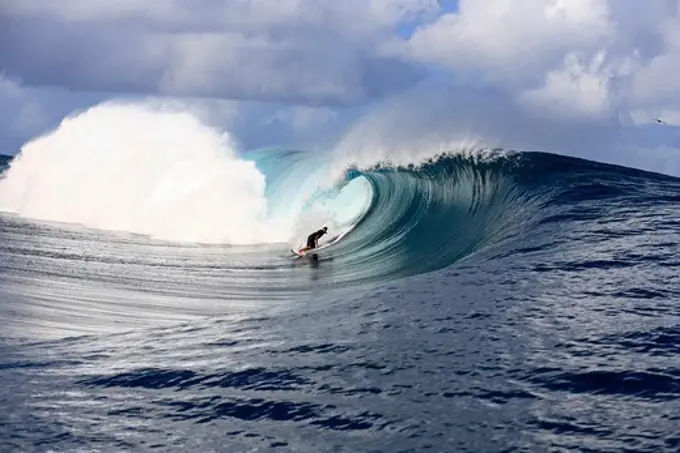 View to a barreling wave with a surfer, Teahupoo, Tahiti, French Polynesien, South Pacific