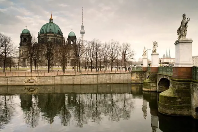 Berlin Cathedral and Schlossbruecke, Berlin Mitte, Berlin, Germany, Europe