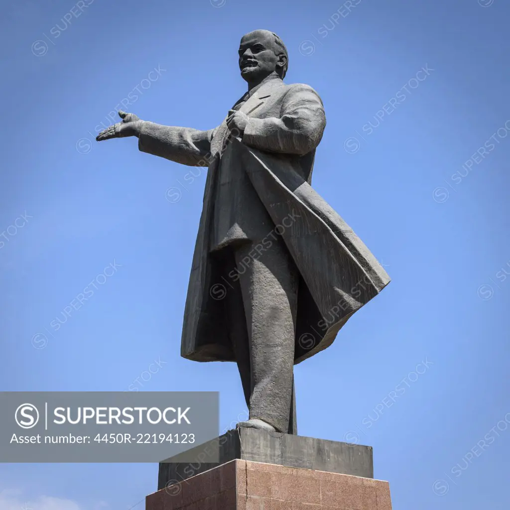 Life sized bronze Lenin statue, Osh, Kyrgyzstan.