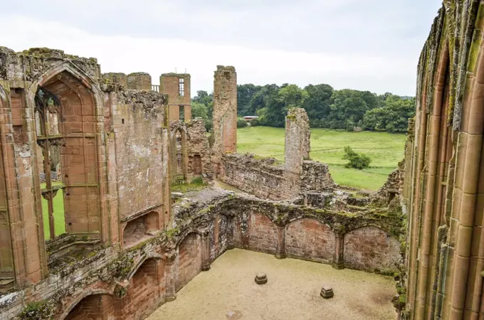 Exterior view of ruins of the medieval keep of Kenilworth Castle, Warwickshire.