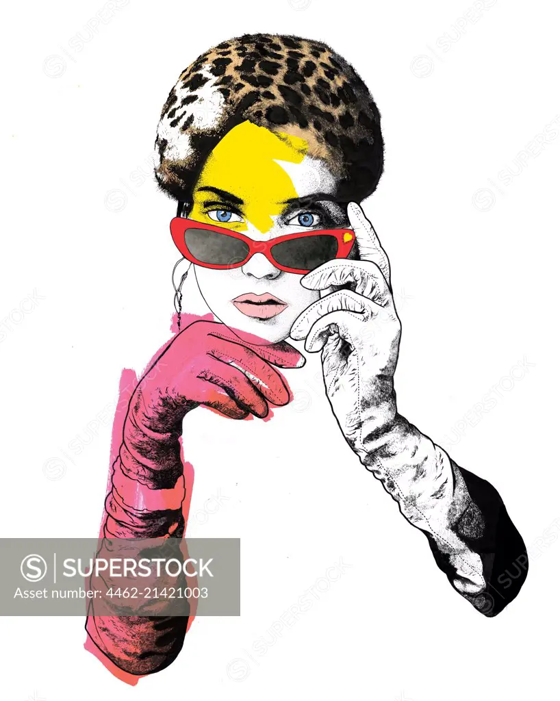 Portrait of woman in sunglasses