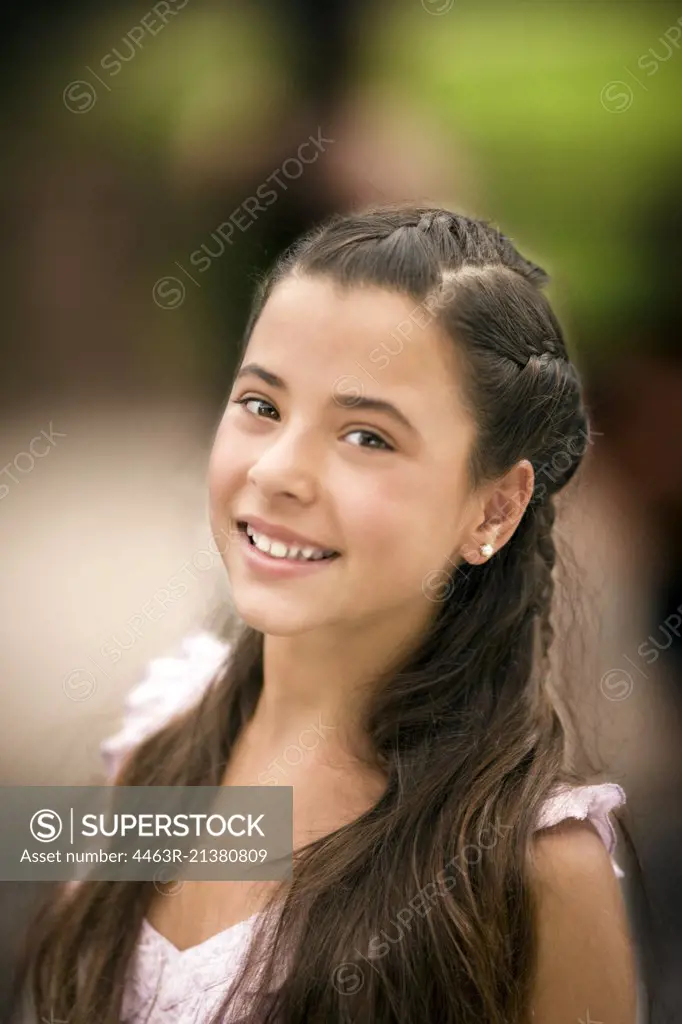 Portrait of a young girl outdoors.