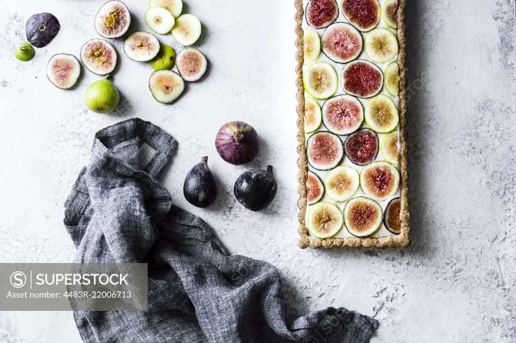 Vegan gluten-free fig tart