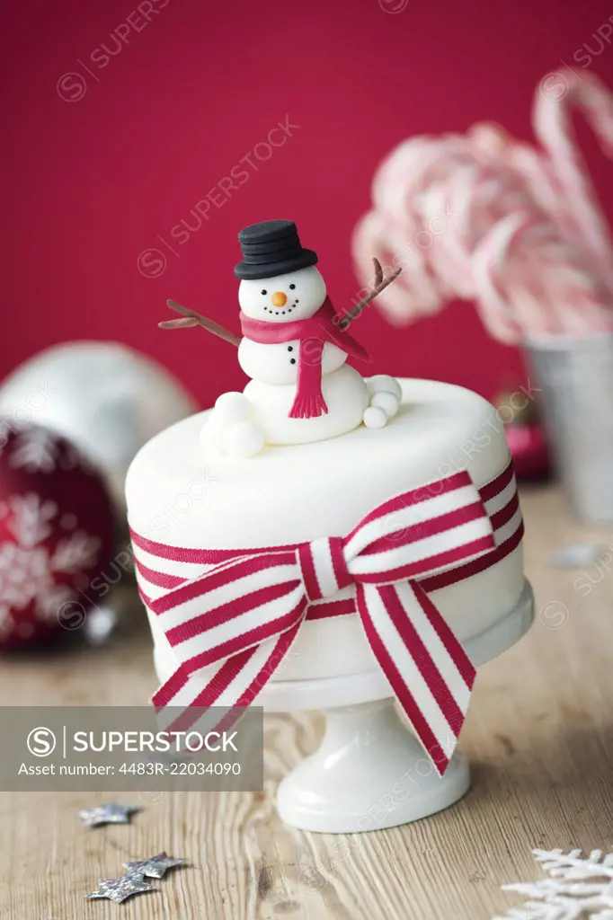 Christmas cake decorated with fondant snowman