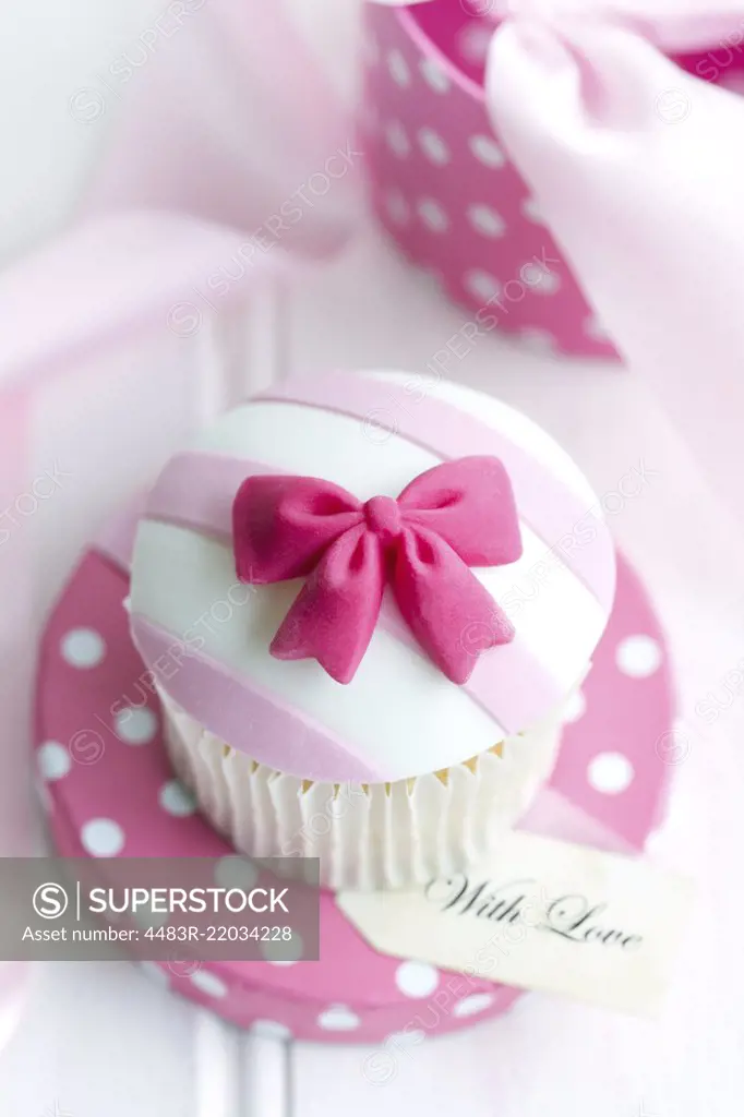 Cupcake in a gift box